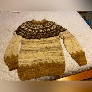 Hand spun Icelandic wool sweater. Perfect condition well taken care of